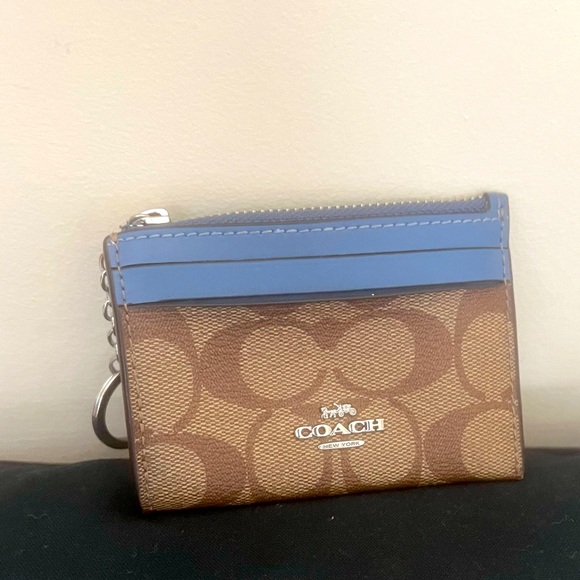 Coach Tan and Blue Coin Pouch - Picture 1 of 4